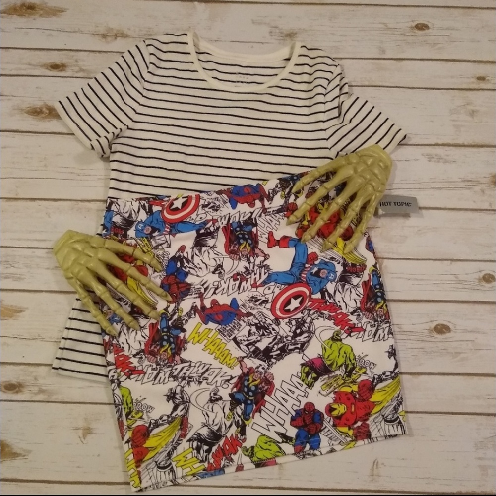 BNWT Hot Topic Marvel Con Mini Skirt - Picture 1 of 7